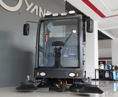 電動(dòng)掃地車(chē)